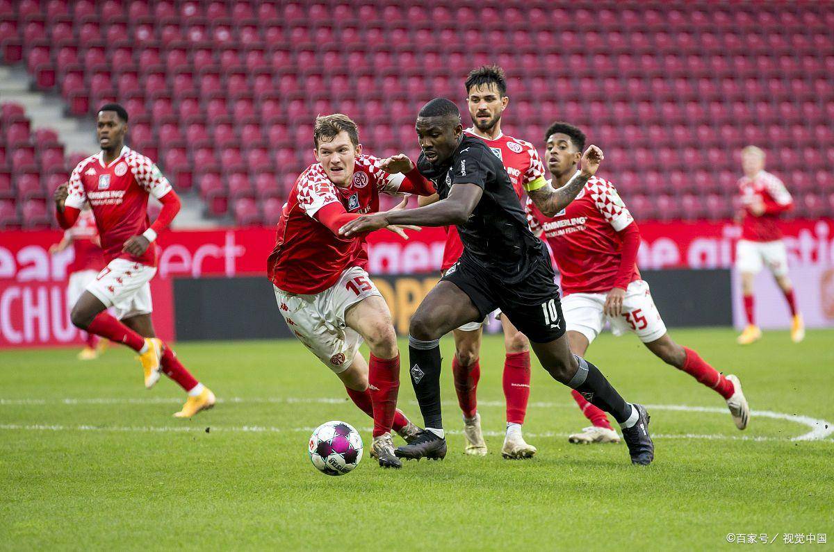 包含柏林赫塔客场告捷,取得关键胜利的词条 包含柏林赫塔客场告捷,取得关键胜利的词条