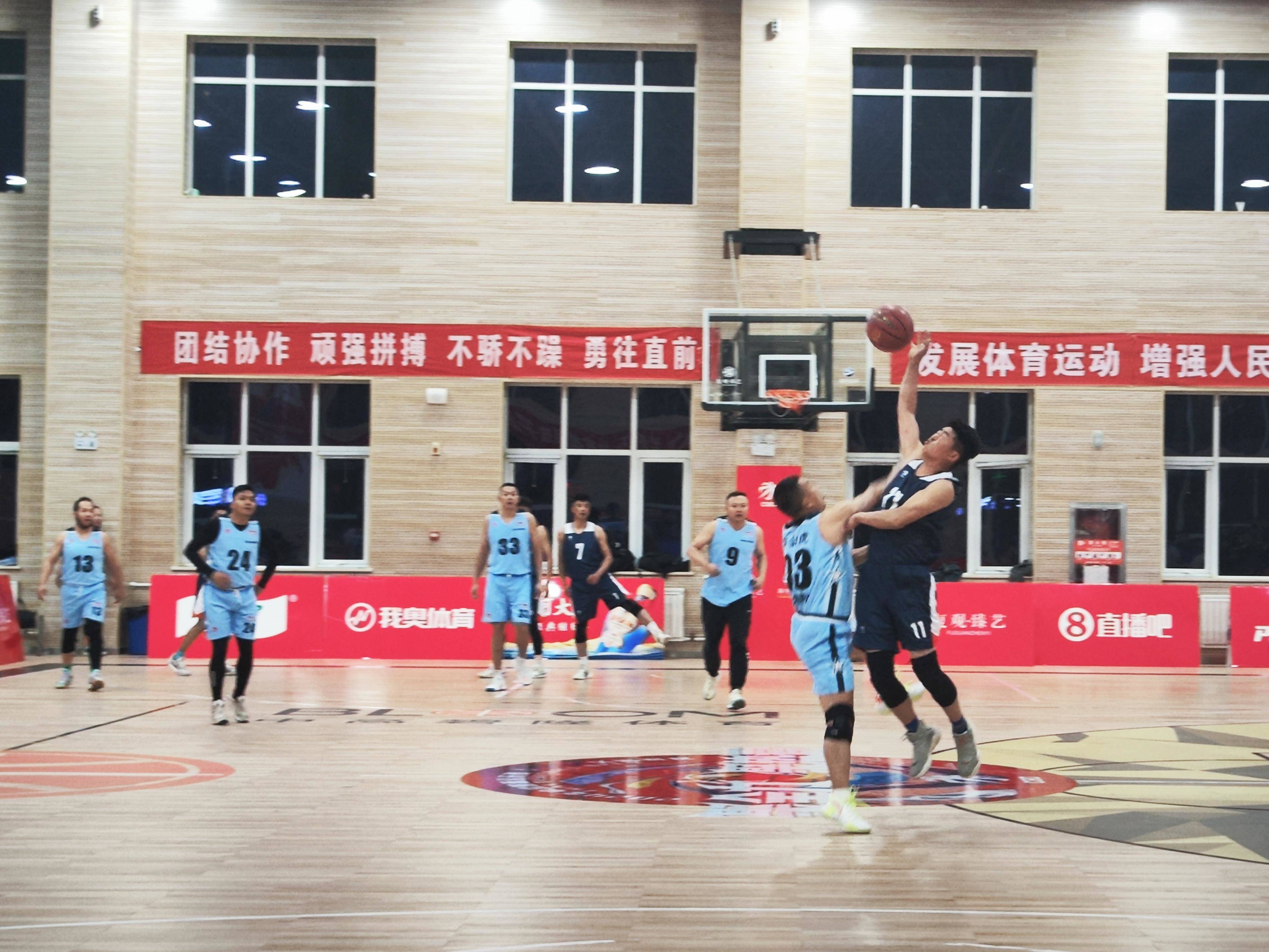 中国篮球联赛拉开帷幕,新赛季火爆开启 中国篮球联赛拉开帷幕,新赛季火爆开启