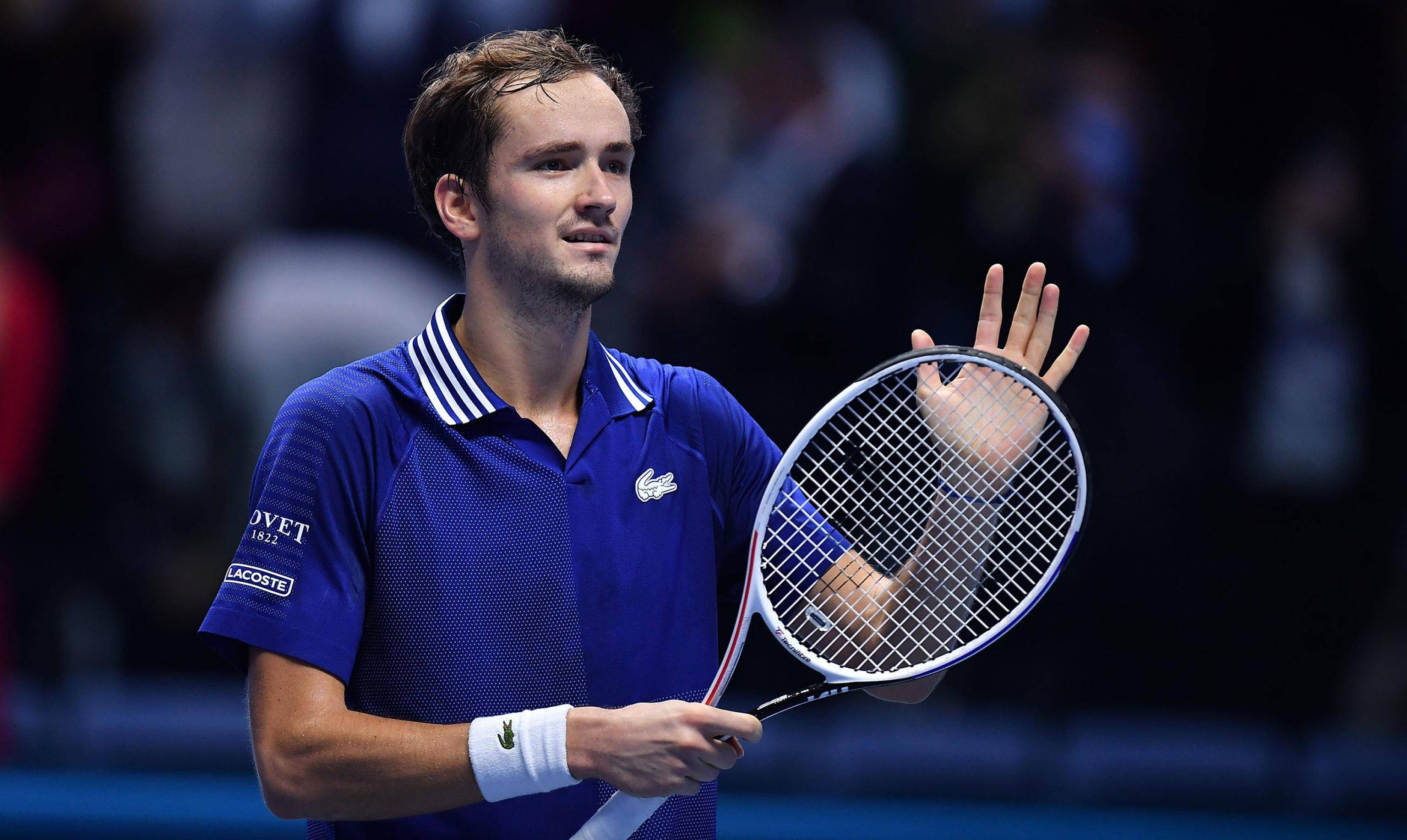 世界网球队血洗日本网球队，梅德韦杰夫打破历史纪录的简单介绍