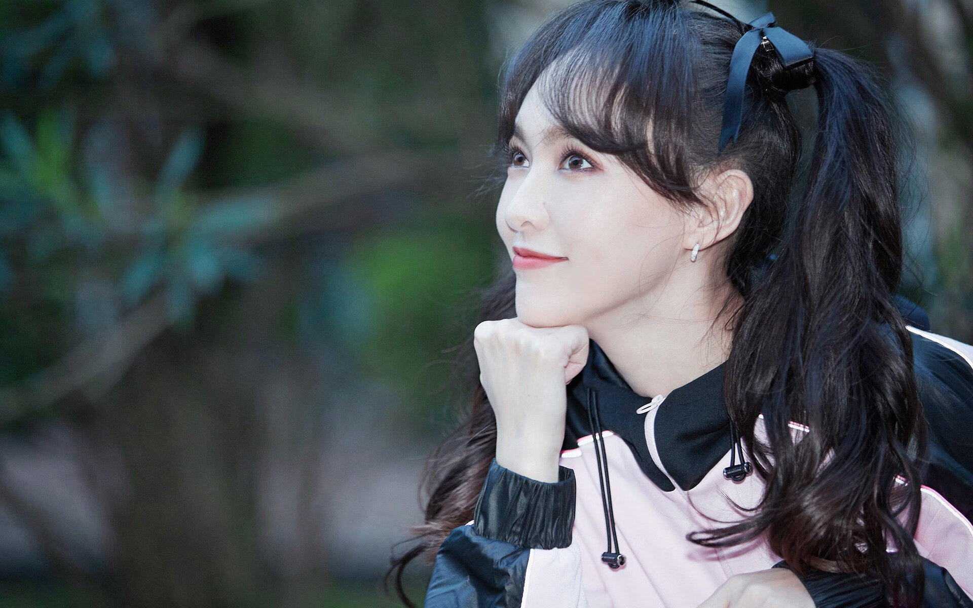 世俱杯改制-范弗利特火力全开引爆全场，森林狼碾压新疆队获辉煌大胜